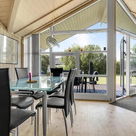 Casa vacanze 3 Bedroom Lovely In