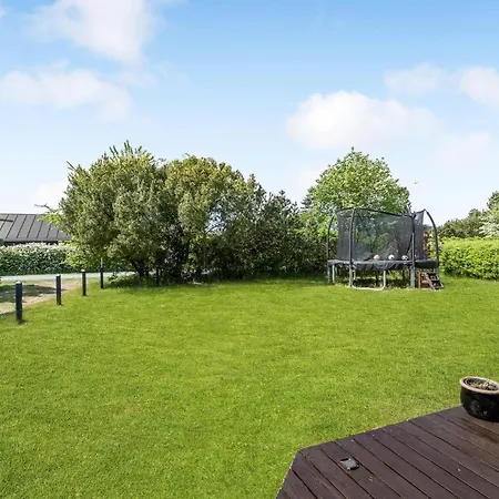 Casa vacanze 3 Bedroom Lovely In Nakskov