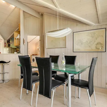 3 Bedroom Lovely In *