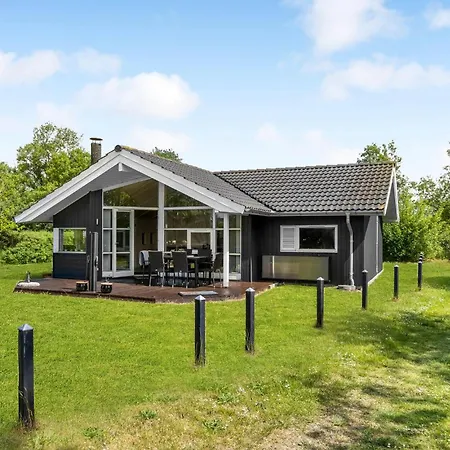 3 Bedroom Lovely In